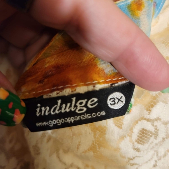 Knotted multicolored top ♡ - Picture 5 of 6